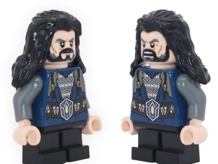 Thorin Oakenshield (dark blue shirt with chain mail) Supply